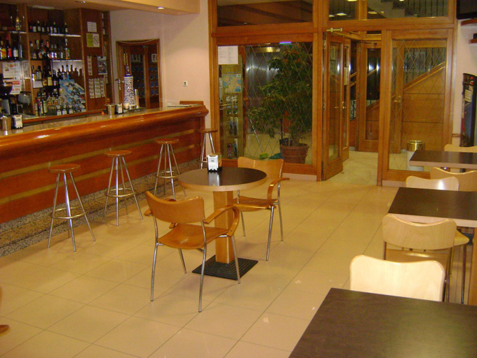 Others 3, Hotel O´xardin, Ourense