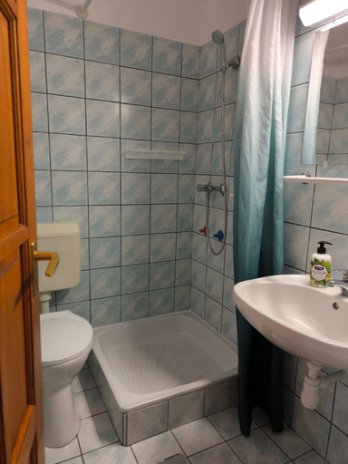 Others 4, Kohari Vendeghaz es Pince, Eger