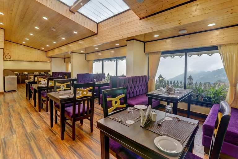 Food & Drinks 5, Sumitel Sanderling, Darjeeling, Darjiling