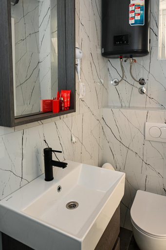 Others 4, Porto Azzurro apartments