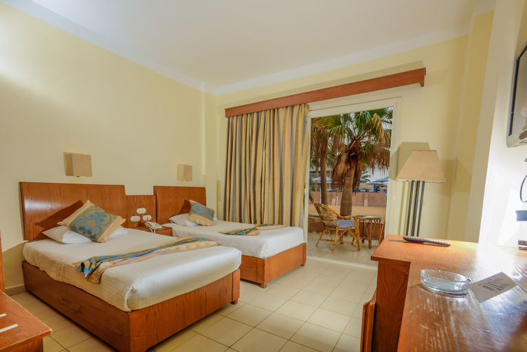 Bedroom 3, Empire Beach Aqua Park, Al-Ghurdaqah