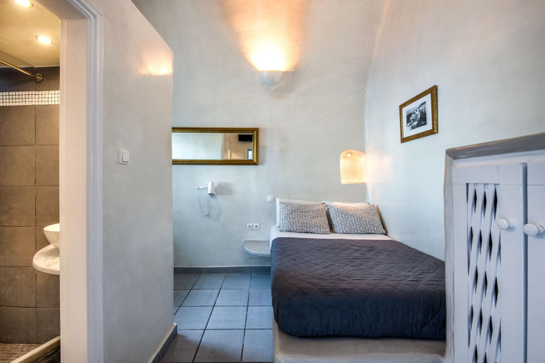 Bedroom 3, Hotel Katerina's Castle, South Aegean