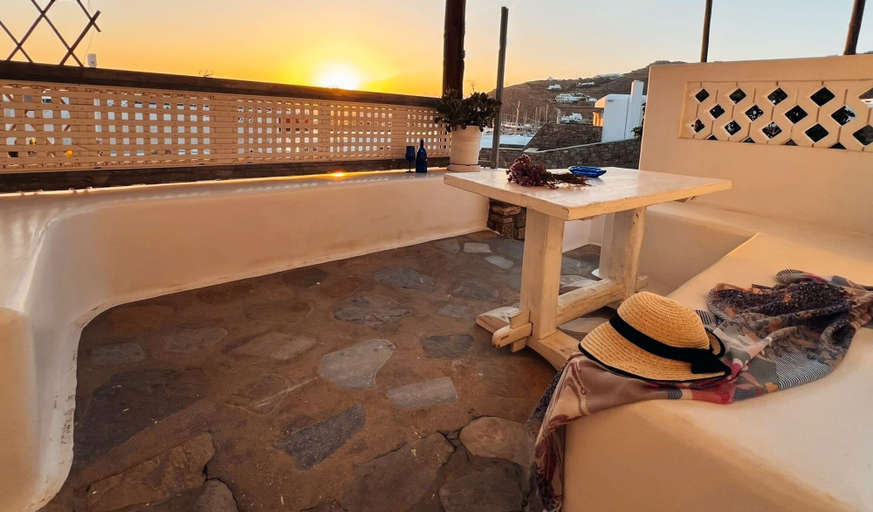 Room 2, Mykonos Violet Nest - Sea View Escape, South Aegean