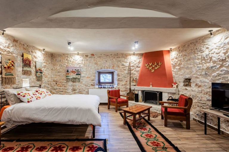 Room 4, Arcadia Getaway - Levidi Sani 11 Studio, Peloponnese