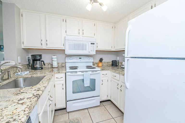 Facilities 3, Unit 3320 - Ocean Racquet Resort, Saint Johns