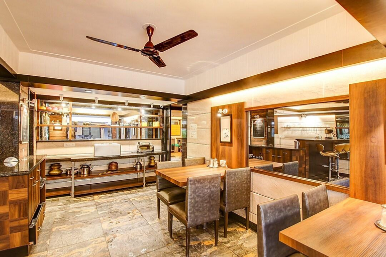 Food & Drinks 5, Le Magnifique, North Goa