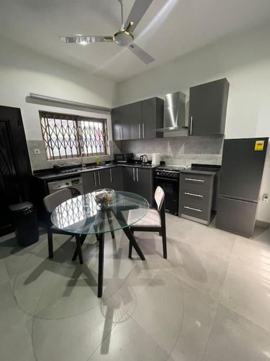 Others 4, Spacious 2 bedroom apartment, Accra