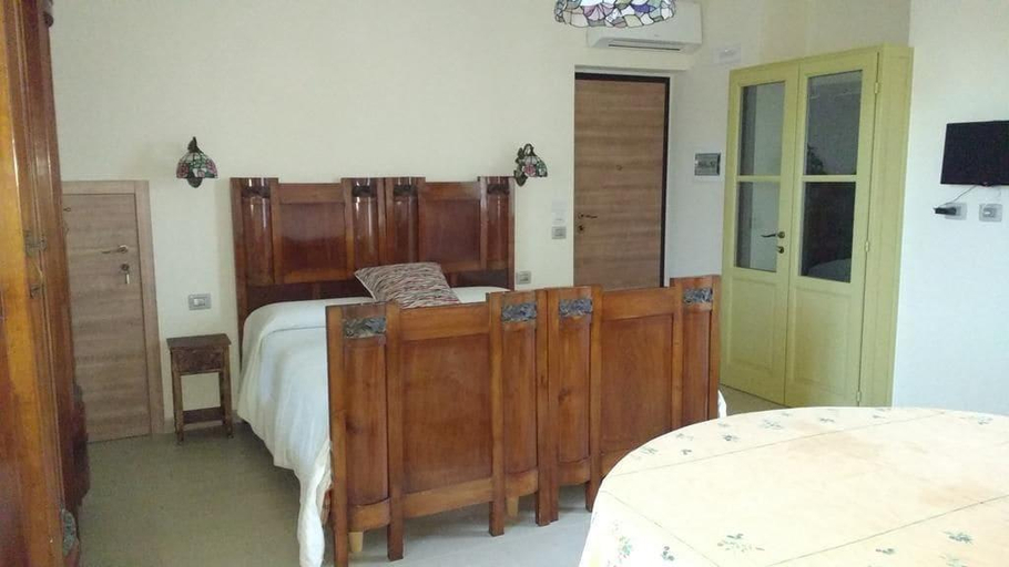Bedroom 2, Agriturismo Cascina Poscallone, Milano