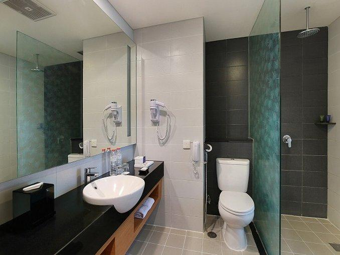 Bathroom 2