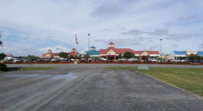 Exterior & Views 2, Wingate by Wyndham Myrtle Beach At Outlets, Horry