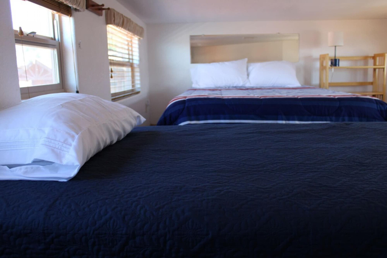 Bedroom 3, Ocean Front Cabin 15 Jacuzzi Sensational Views, Del Norte