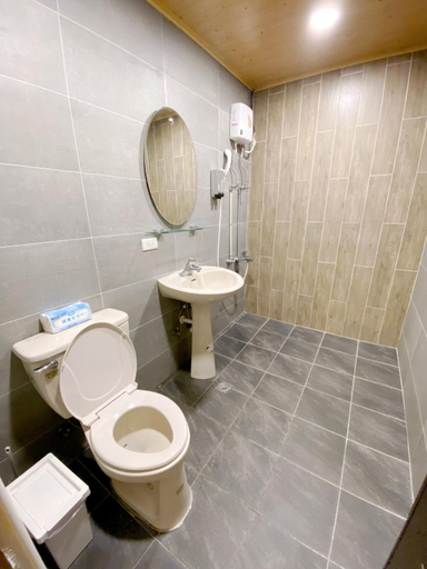 Bathroom, Fengjia Funky Home, Taichung