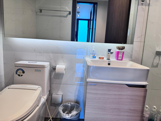 Bathroom 3, AL Define Condo, Bang Rak