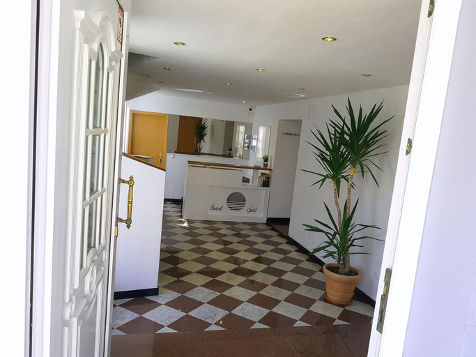 Public Area 2, Sunset Split Rooms, Podstrana