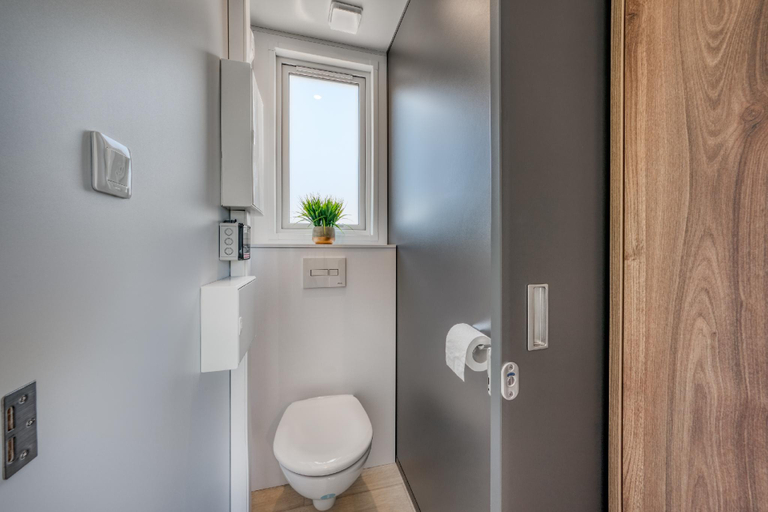 Bathroom 3, Golf Cubes Hohwacht, Plön