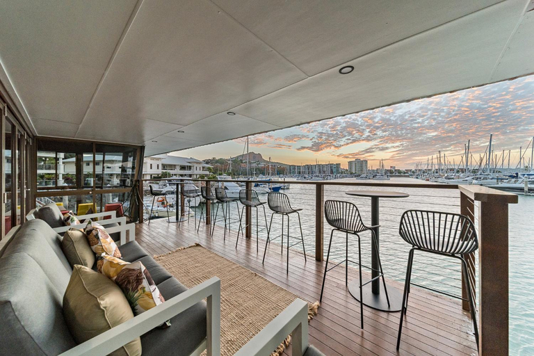 Others 5, The Pier Pods- 18-35 Backpacker Hostel, City