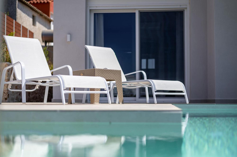 Room 5, Casa di Pietra With 2 Bedrooms and 3 Bathrooms, Ionian Islands