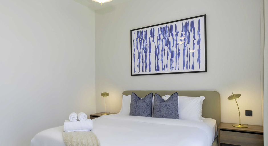 Bedroom 3, LUX The Marina Vista Beachfront Suite 2, Dubai