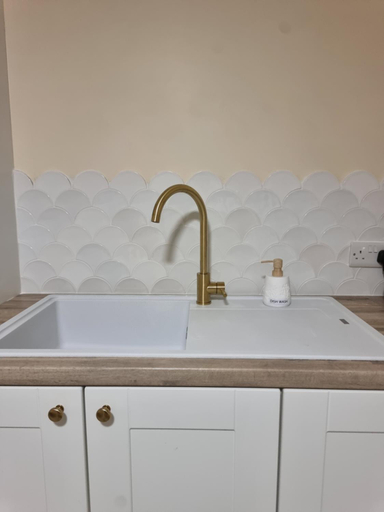 Others 5, Oak Leaf Suite, Derry and Strabane