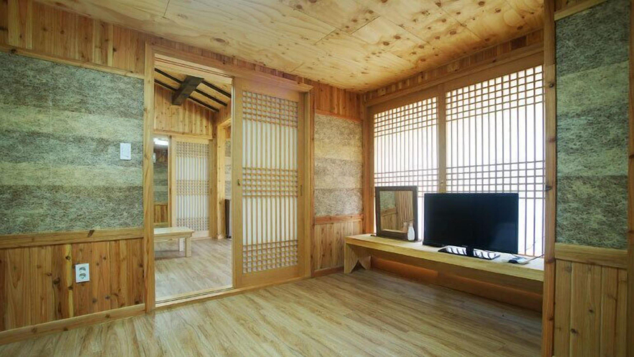 Bedroom 2, Chan's House Pension, Seogwipo