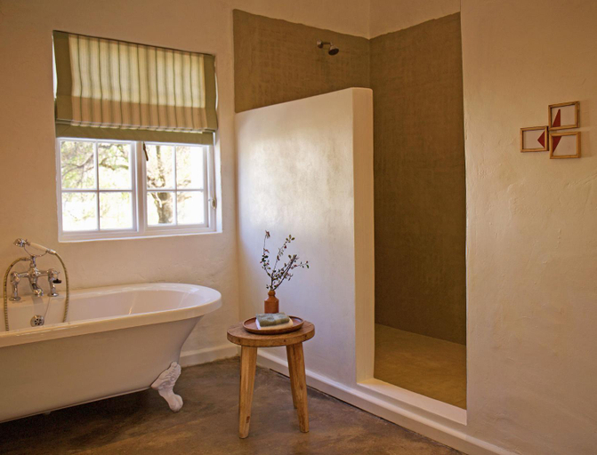 Bathroom 3, Sneeuberg Nature Reserve, Cacadu