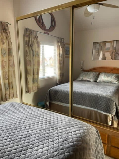 Bedroom 4, Ocean Front Cabin 17 Jacuzzi Remarkable Views, Del Norte