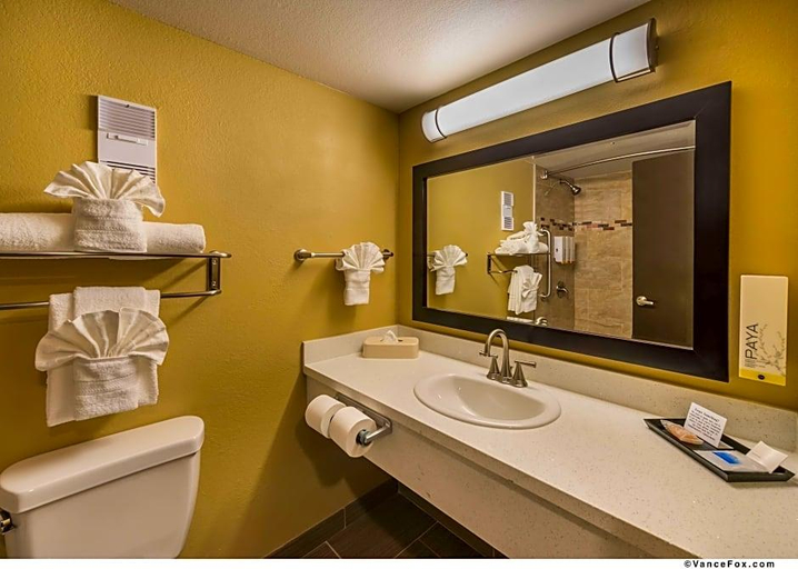 Bathroom 3, Laos Mar Hotel and Suites, Puerto Peñasco