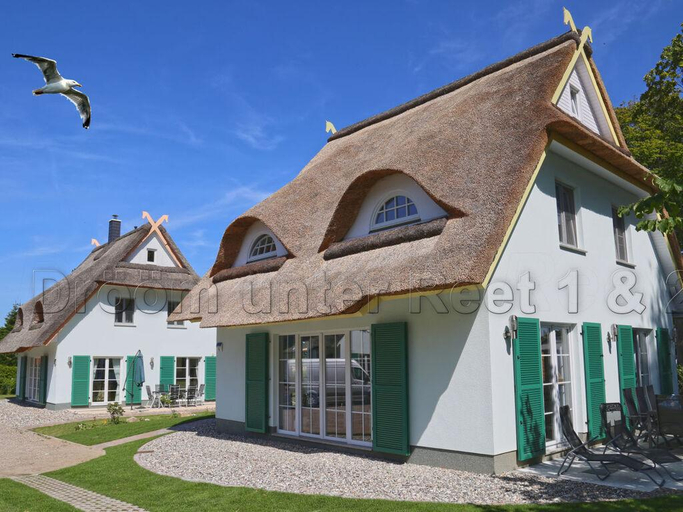 Others 4, Droom unter Reet 1 Comfortable holiday residence, Rostock
