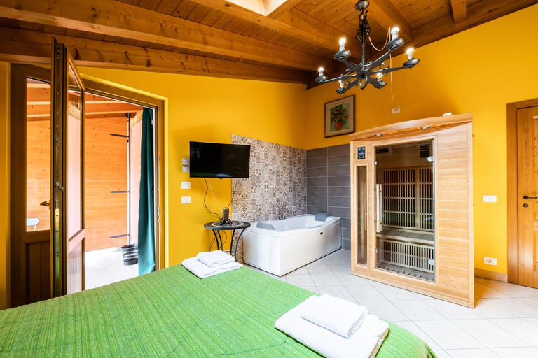 Others 2, Agriturismo il Porcellino, Verona