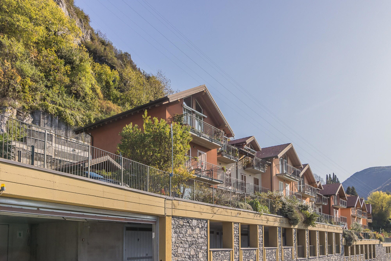 Exterior & Views 2, Sunny Varenna Apartment, Lecco
