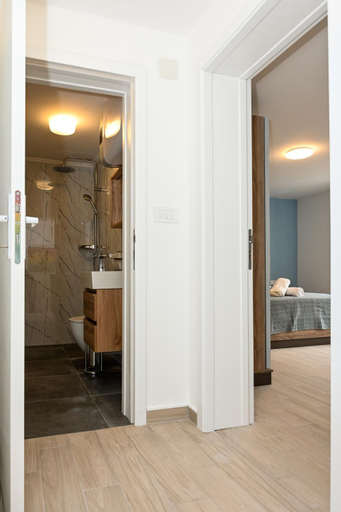 Others 3, Porto Azzurro apartments