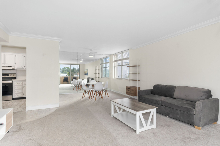 Others 5, Bay Harbor Sunset Apt 3C, Miami-Dade