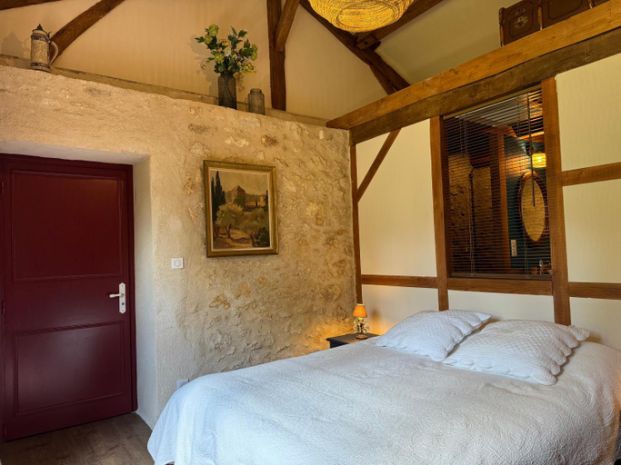 Others 2, Chateau La Rochette, Dordogne