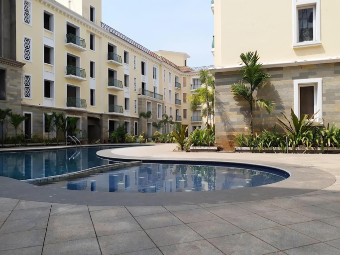 Swimming Pool 4