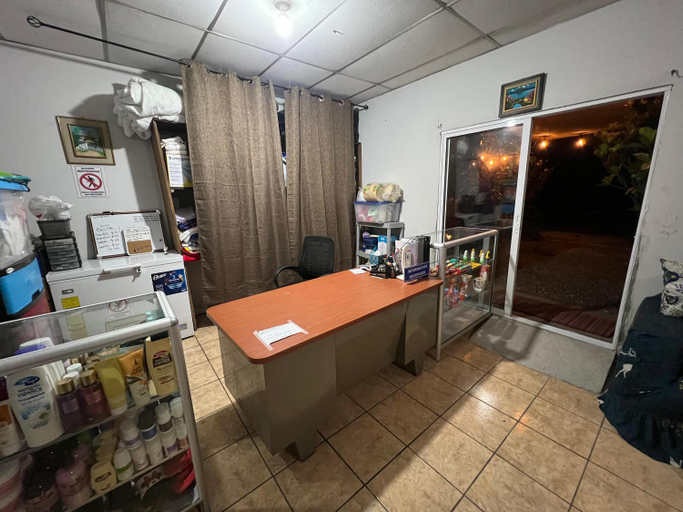 Public Area, Nanda Parbat Hostal, San Rafael Cedros