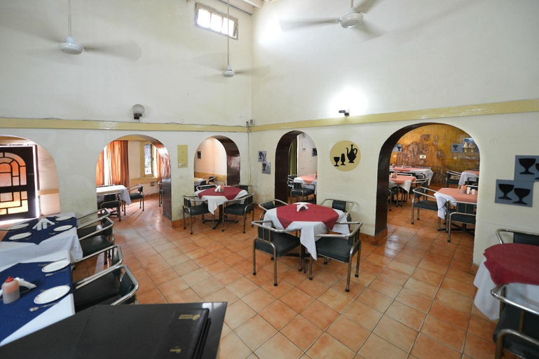 Food & Drinks 3, Shama Tourist Resort, Gurgaon