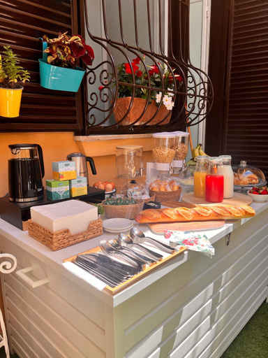 Kitchen, Relais Villa Migliorini, Napoli