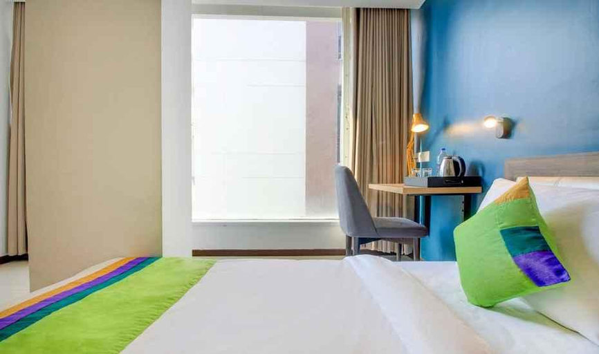 Others 3, Hotel Aura - Near Malad Link Road, Mumbai Suburban