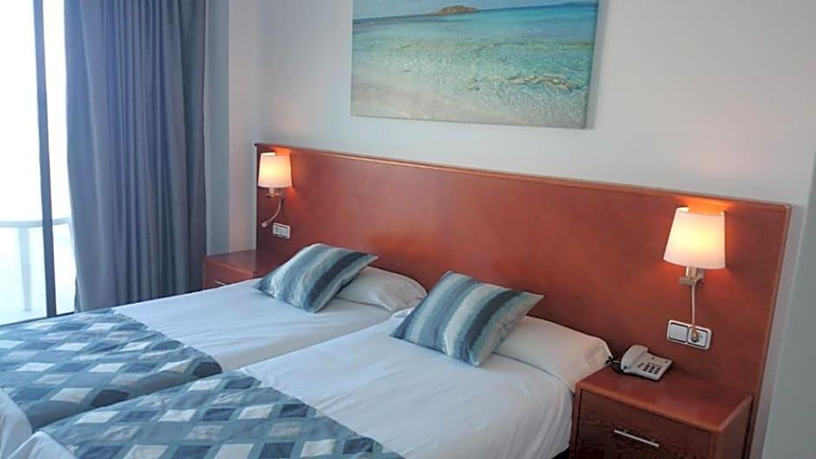 Bedroom 4, R2 Veronica, Baleares