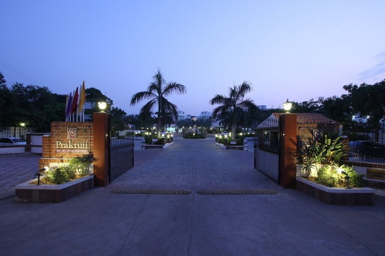 Exterior & Views 2, Prakruti Resort, Vadodara