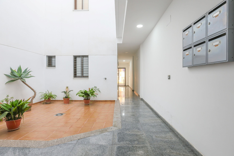 Room 4, Manuel De Falla I in Dos Hermanas, Sevilla