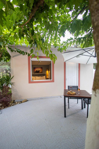 Others 4, Aurora Premium Hospitality, Epirus