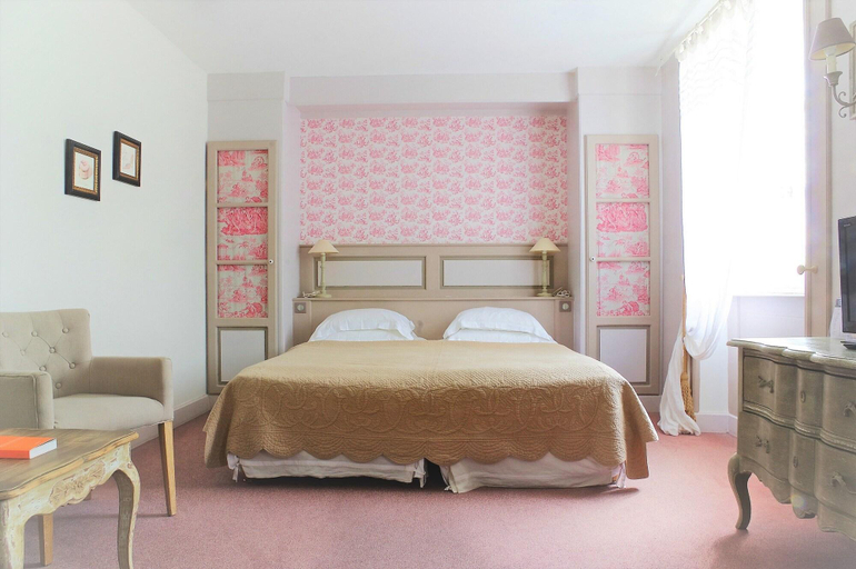 Bedroom 3, Hôtel - Restaurant Les Glycines, Dordogne
