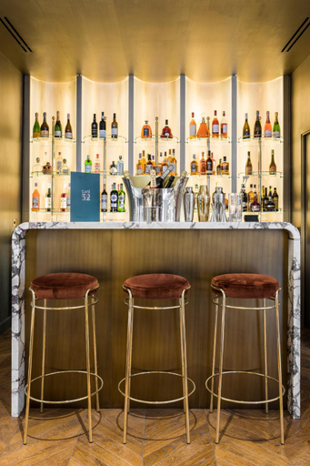 Food & Drinks 5, Grand Powers Hotel, Paris