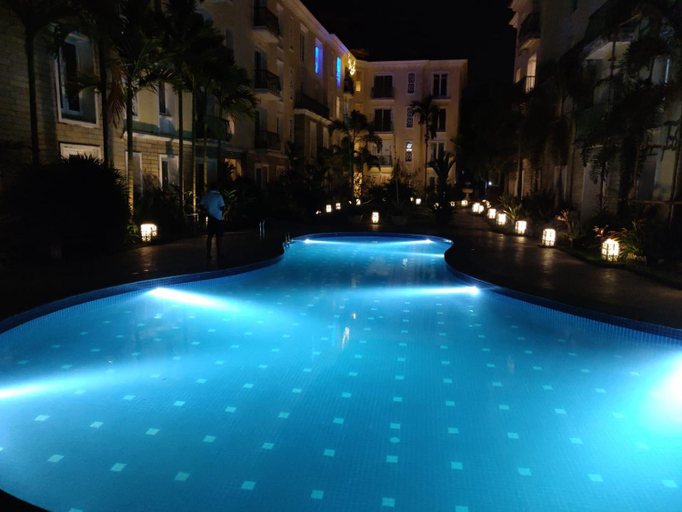 Swimming Pool 7