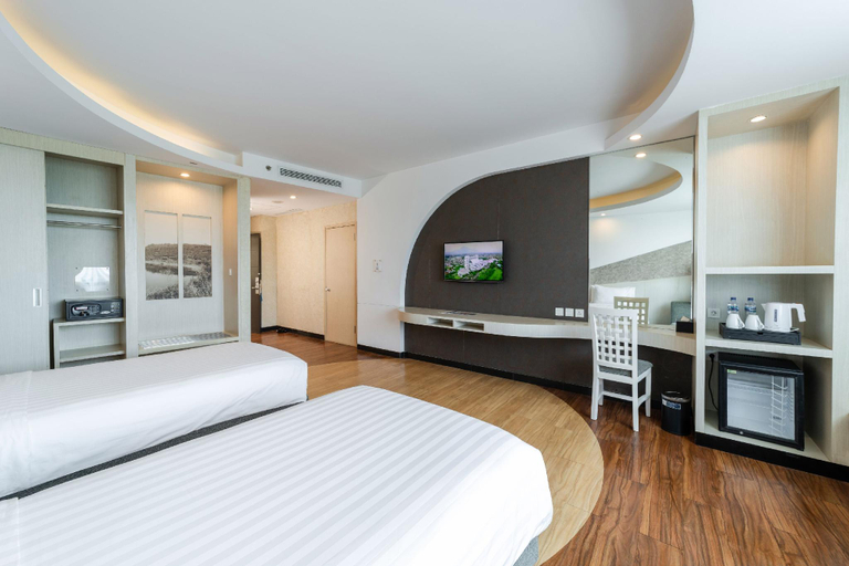 Bedroom 5
