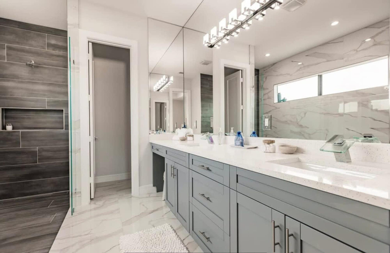 Bathroom 5, Exquisite Vanderbilt Beach Luxury Getaway, Collier