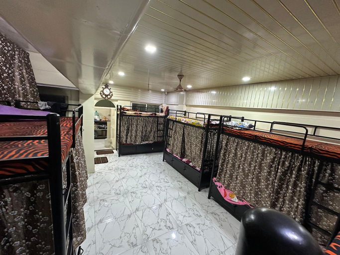 Others 4, Balaji Dormitory In Andheri, Mumbai Suburban