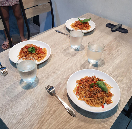 Food & Drinks 5, Sam's Place, Phaya Thai