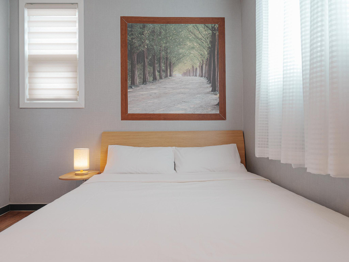 Bedroom 3, Incheon Airport Guesthouse Rainboots , Jung